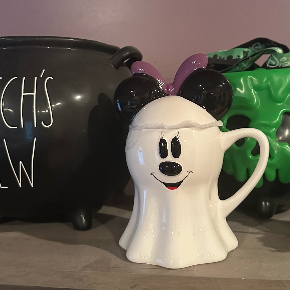 - Disney Minnie Mouse Ghost Halloween Mug With Lid Topper 👻